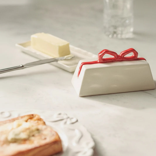 Benedita Bow Ceramic Butter Dish – Stoneware Table Accent